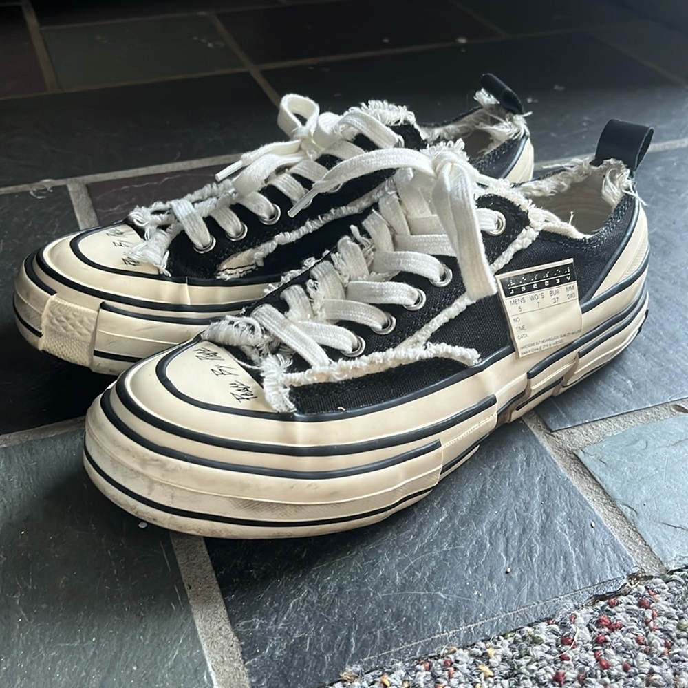 xVESSEL Canvas shoes